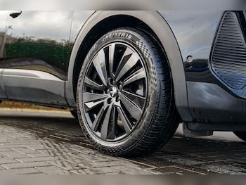 Used Peugeot 3008 2022 for sale - 76490997: Photo