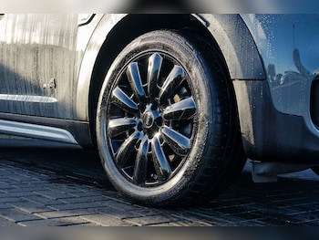 Used MINI Countryman 2018 for sale - 76345012: Photo