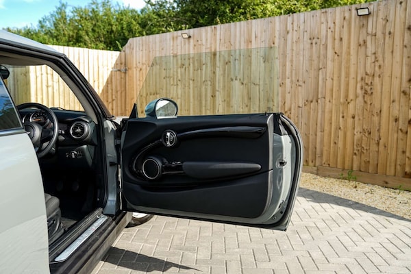 Used MINI Hatch 2014 for sale - 76319704: Photo 13
