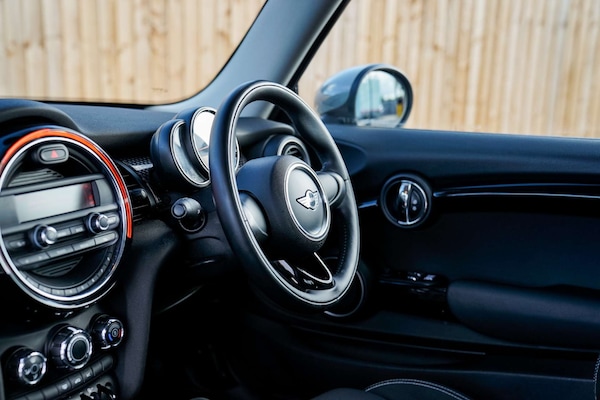 Used MINI Hatch 2014 for sale - 76319704: Photo 19