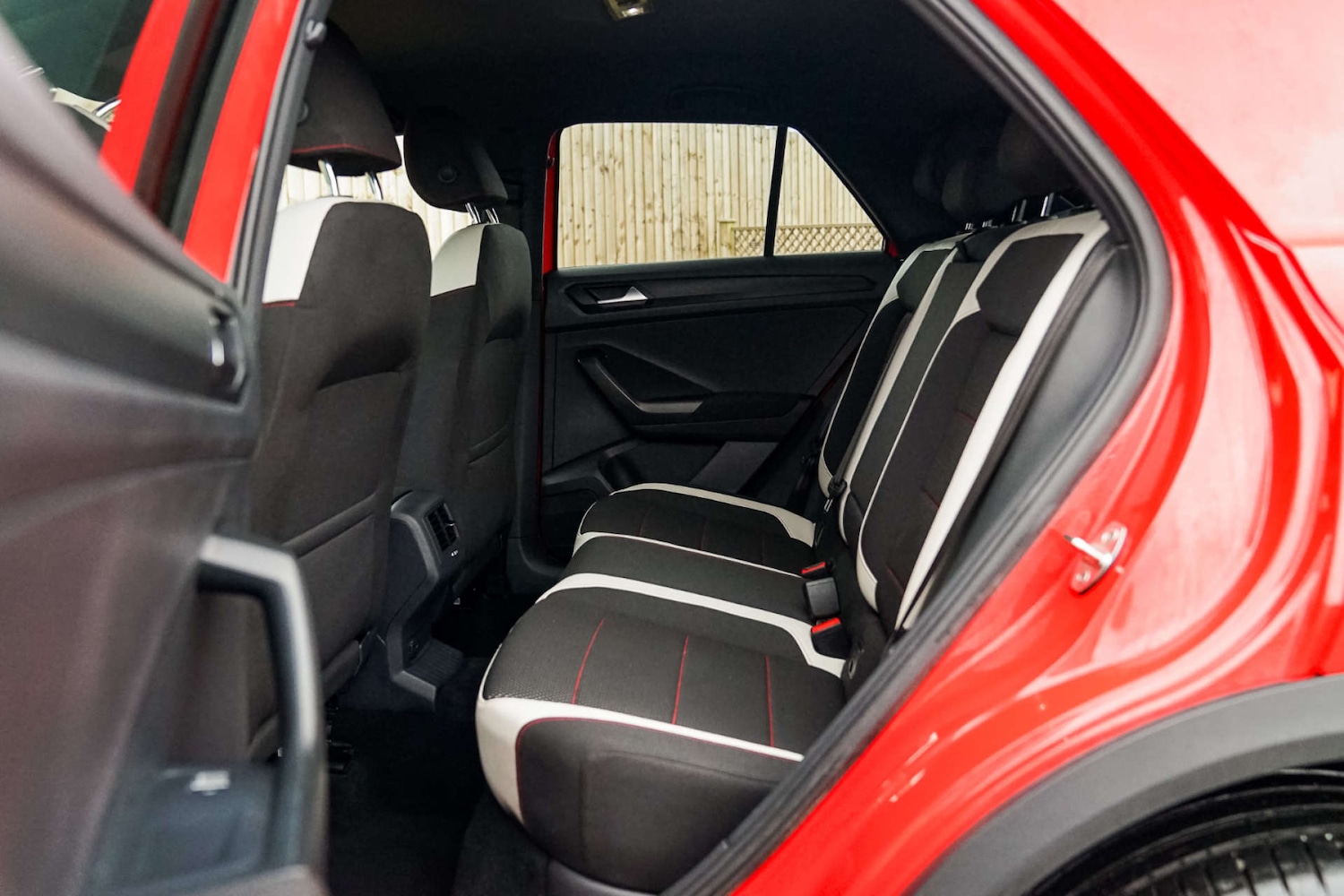 Used Volkswagen T-Roc 2018 for sale - 76437871: Photo 21