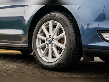 Used Ford Galaxy 2019 for sale - 77276652: Photo