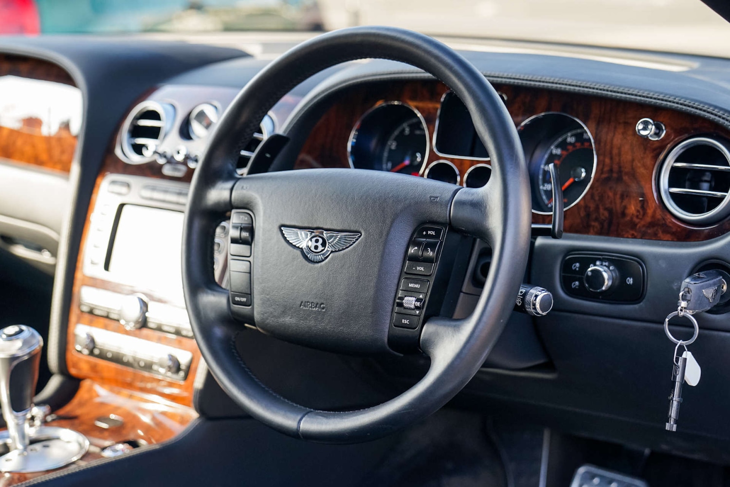 Used Bentley Continental 2006 for sale - 76618100: Photo 11