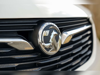 Used Vauxhall Crossland X 2017 for sale - 76097149: Photo