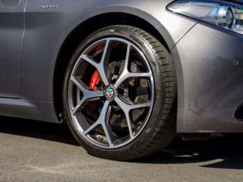 Used Alfa Romeo Giulia 2021 for sale - 74064724: Photo