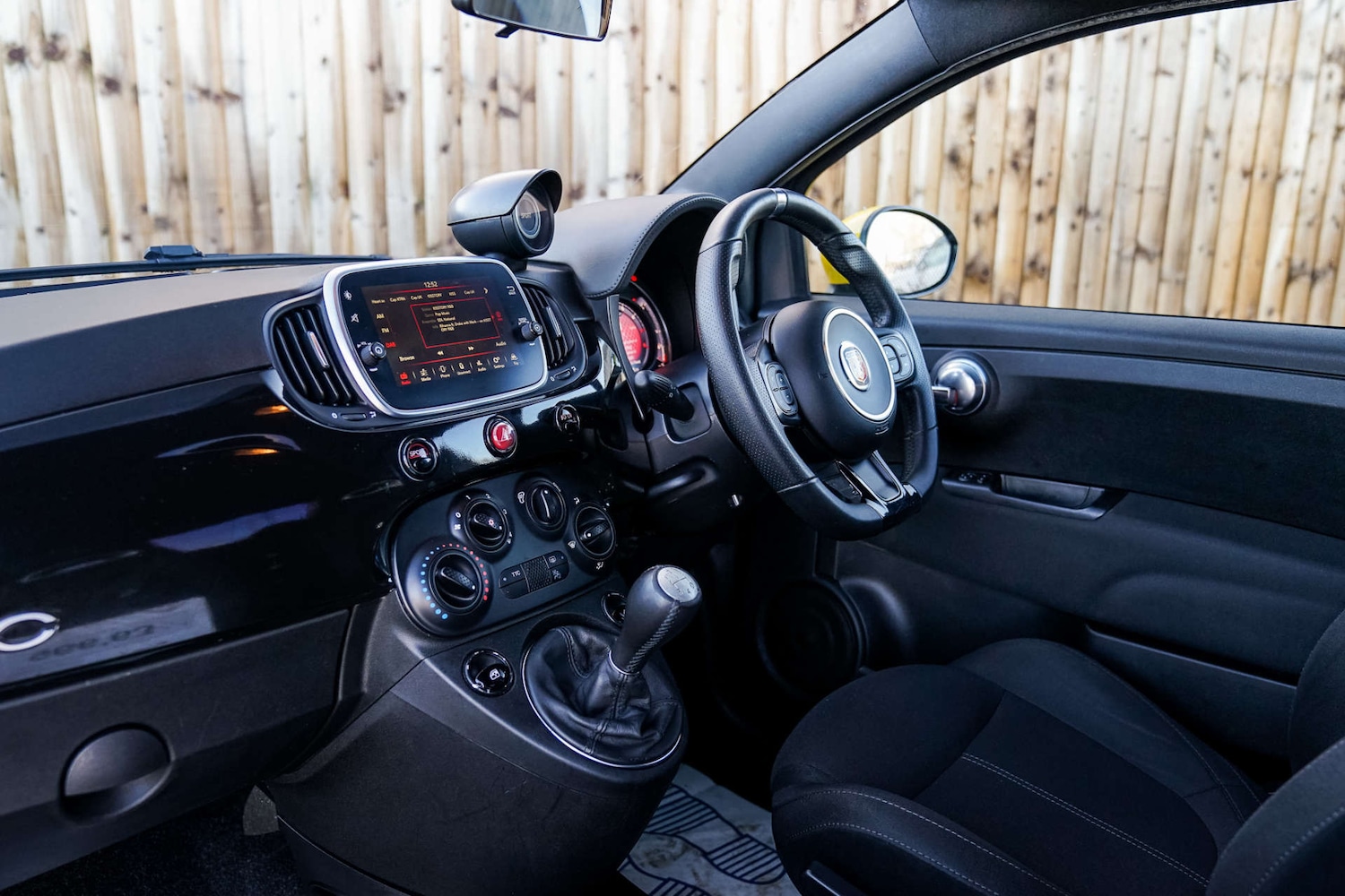 Used Abarth 500 2017 for sale - 76762552: Photo 27