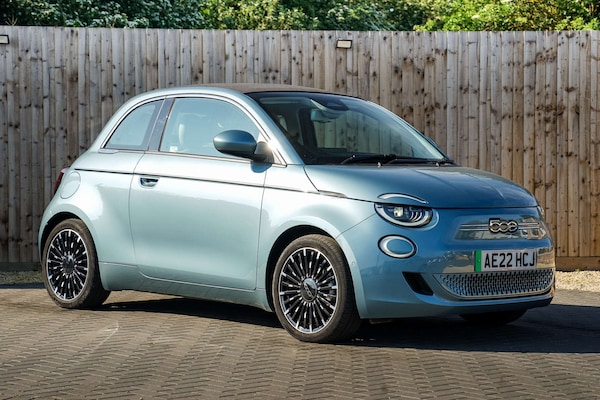 Used Fiat 500 2022 for sale - 74445596: Photo 1