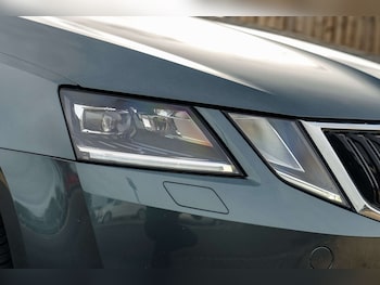 Used Skoda Octavia 2017 for sale - 76101627: Photo