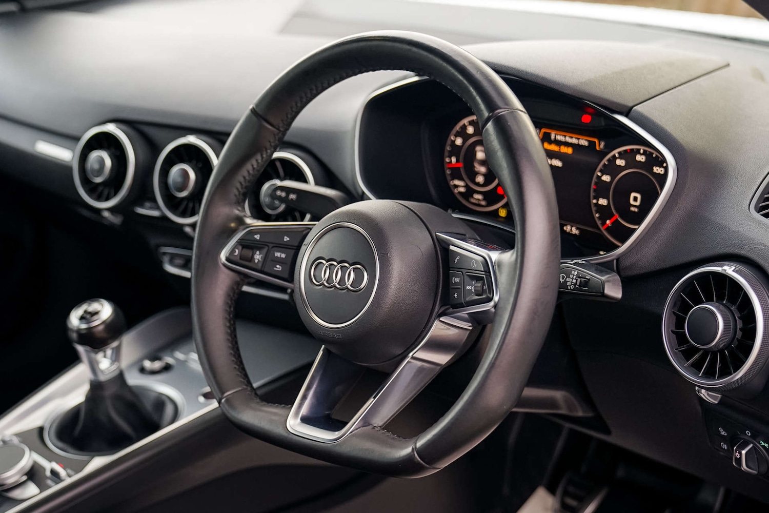 Used Audi TT 2017 for sale - 77139212: Photo 15