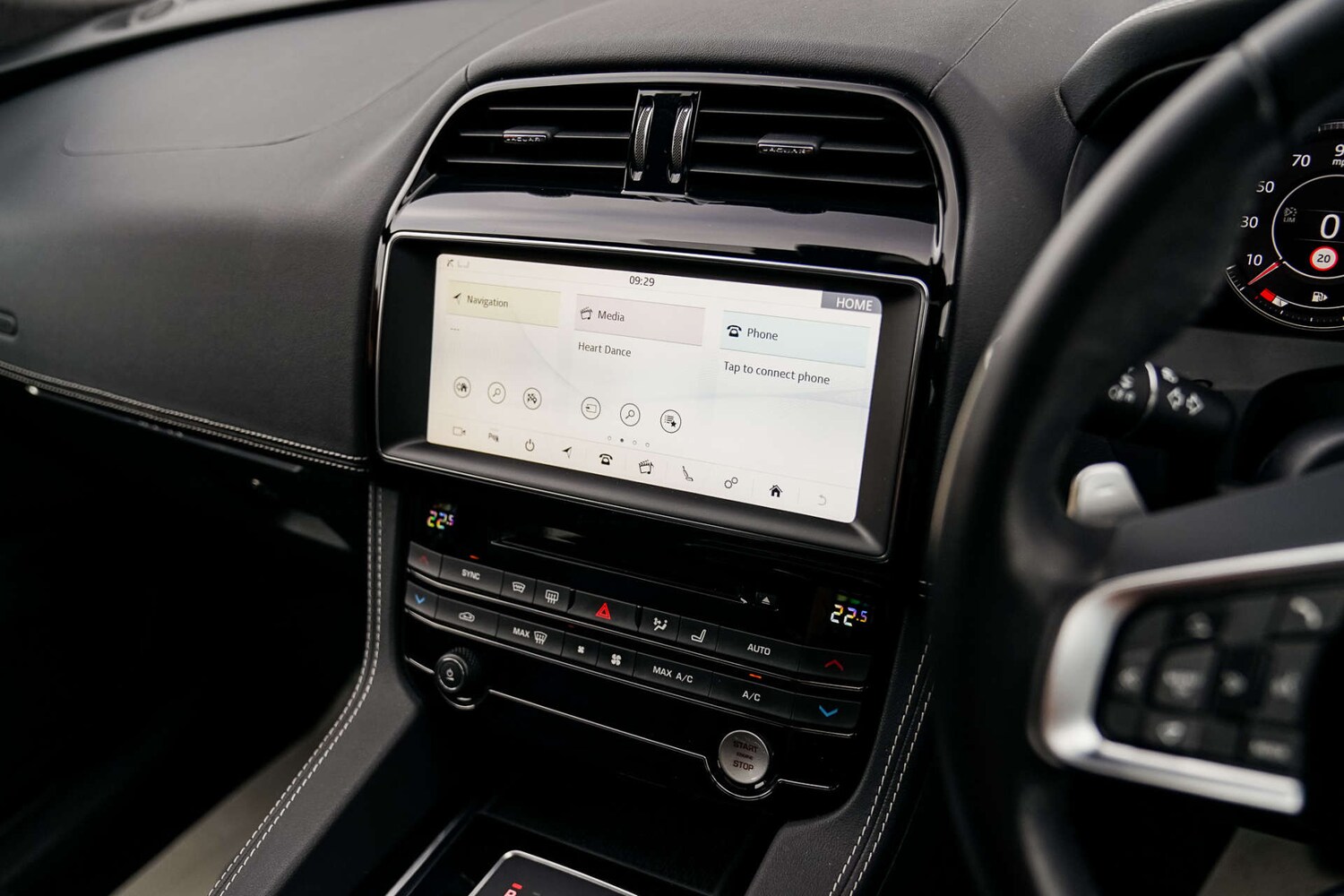 Used Jaguar F-Pace 2020 for sale - 76228745: Photo 14