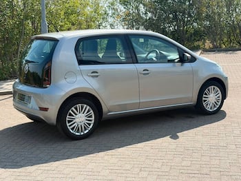 Used Volkswagen up! 2018 for sale - 79563180: Photo