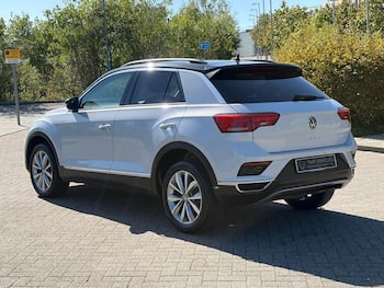 Used Volkswagen T-Roc 2021 for sale - 79764513: Photo