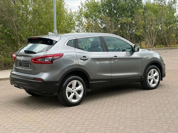 Used Nissan Qashqai 2018 for sale - 79523204: Photo