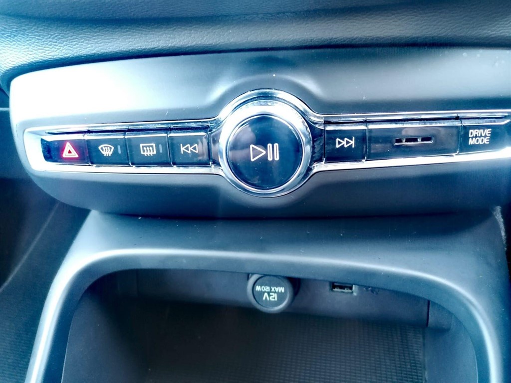 Used Volvo XC40 2021 for sale - 77951002: Photo 13