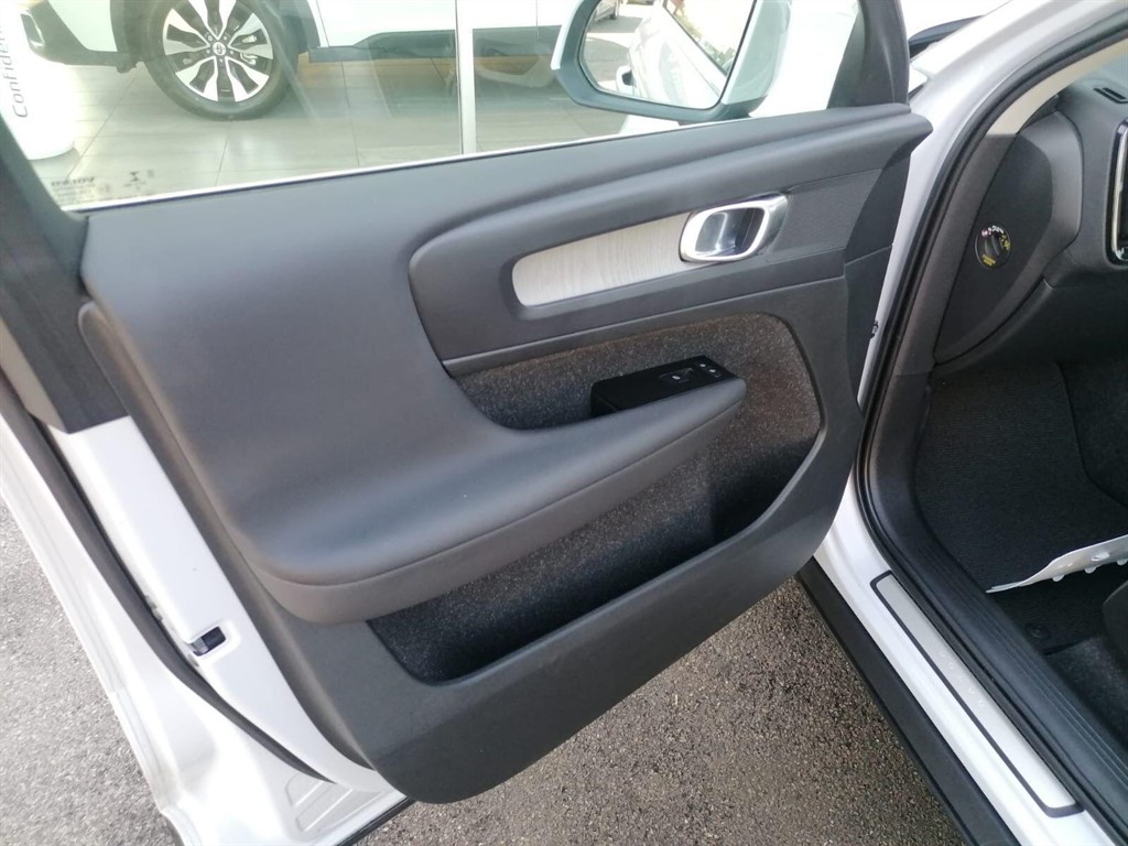 Used Volvo XC40 2021 for sale - 77951002: Photo 22