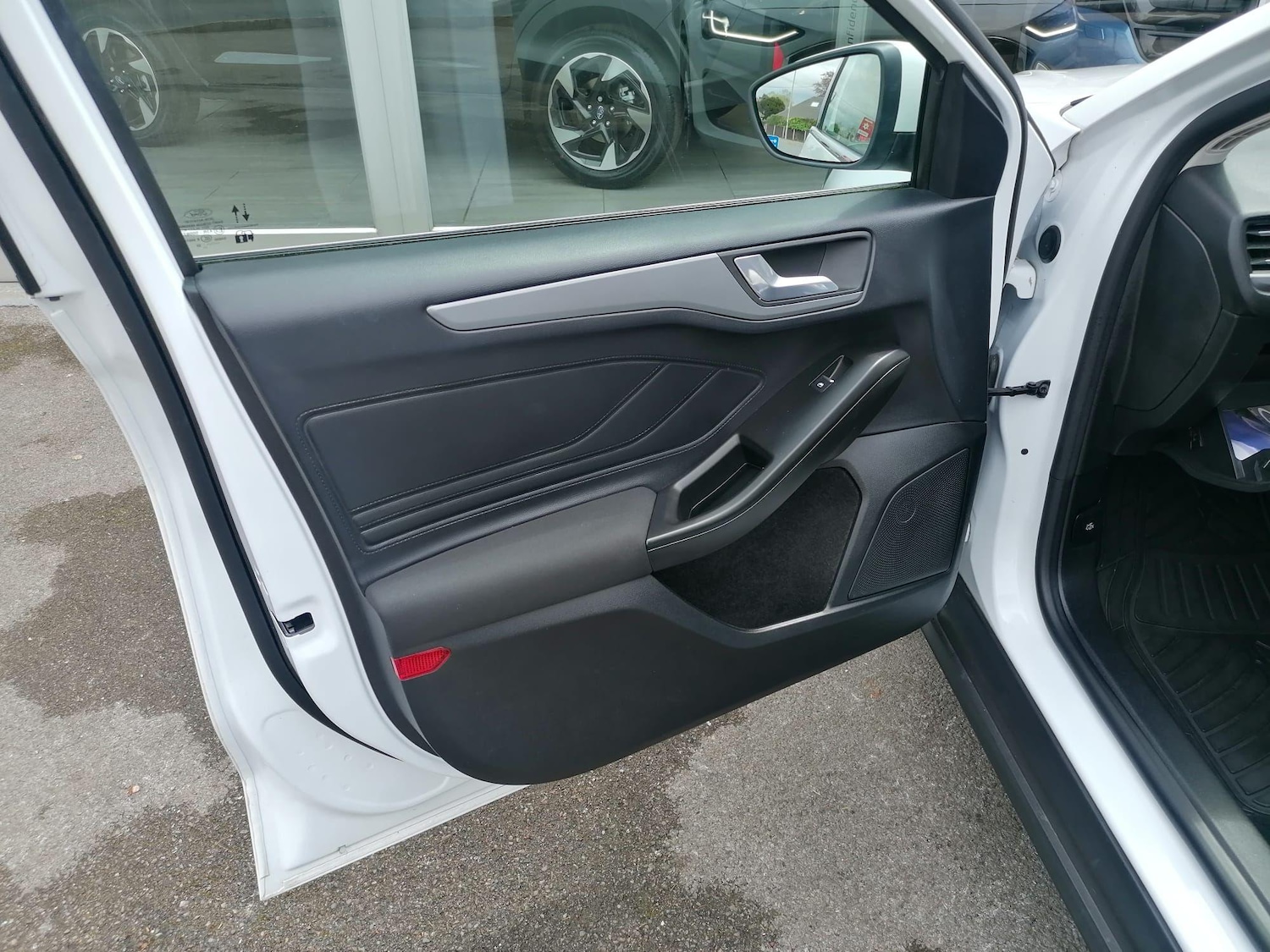 Used Ford Focus 2023 for sale - 77344862: Photo 25