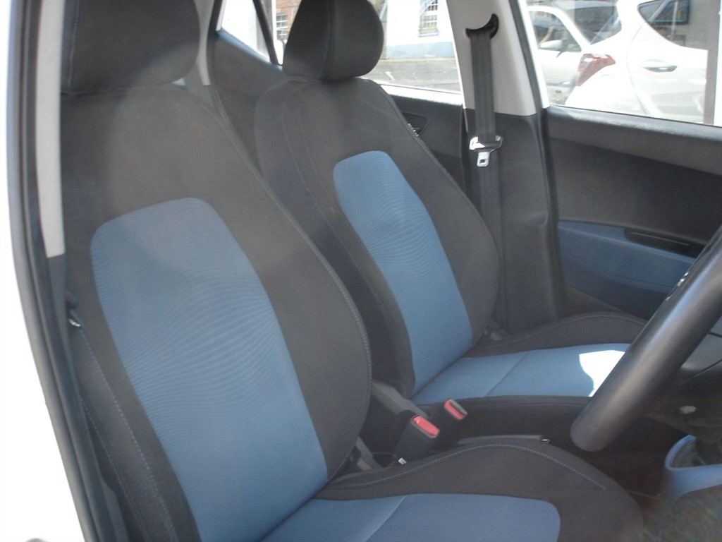 Used Hyundai i10 2014 for sale - 78014887: Photo 15