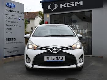 Used Toyota Yaris 2015 for sale - 79842073: Photo