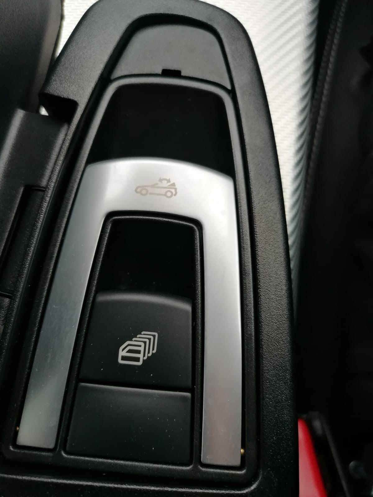 Used Mercedes-Benz SLC 2019 for sale - 77598791: Photo 11