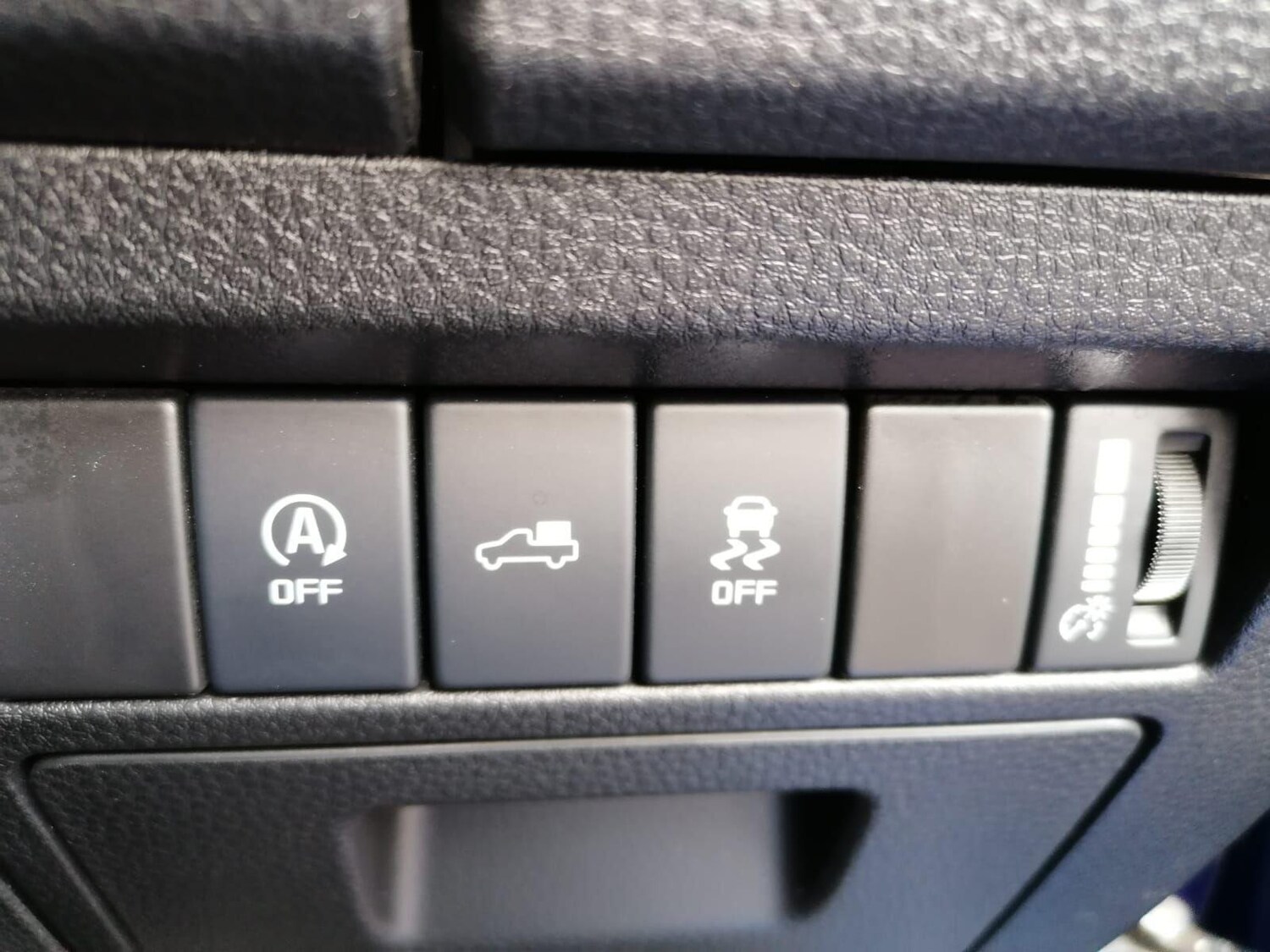 Used Isuzu D-Max 2024 for sale - 77344346: Photo 13