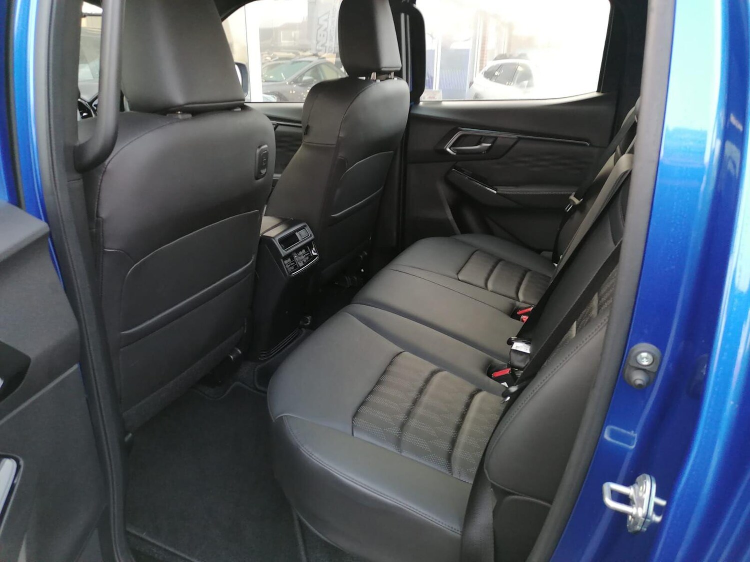 Used Isuzu D-Max 2024 for sale - 77344346: Photo 21