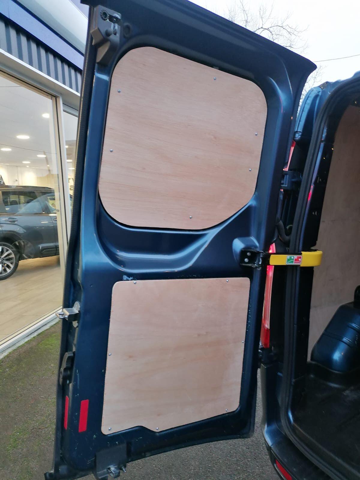 Used Ford Transit Custom 2019 for sale - 77344189: Photo 31
