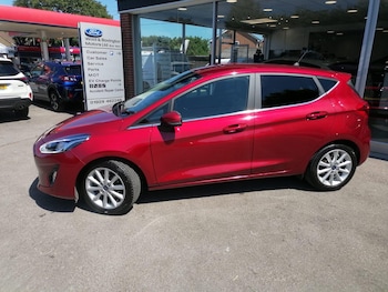 Used Ford Fiesta 2018 for sale - 79102101: Photo