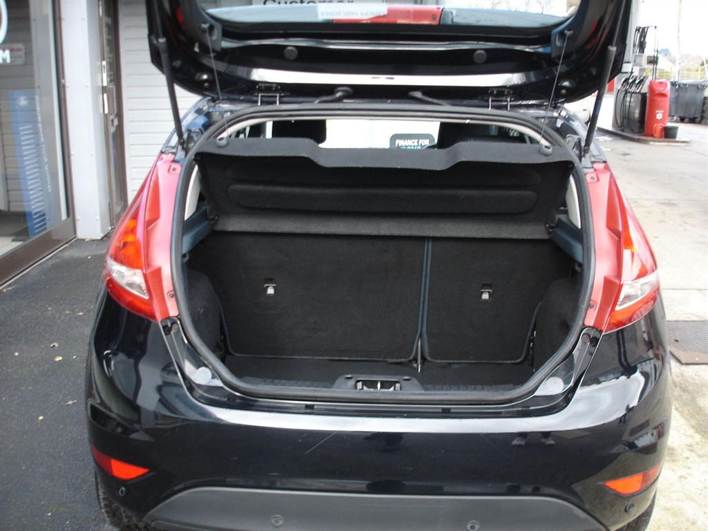 Used Ford Fiesta 2011 for sale - 77830615: Photo 11