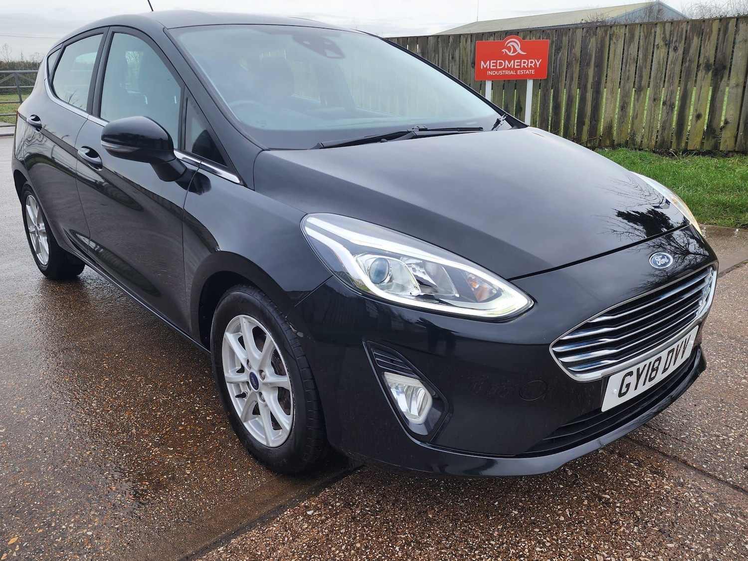 Used Ford Fiesta 2018 for sale - 77131333: Photo 1