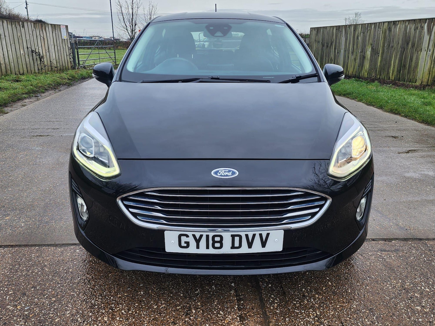 Used Ford Fiesta 2018 for sale - 77131333: Photo 2