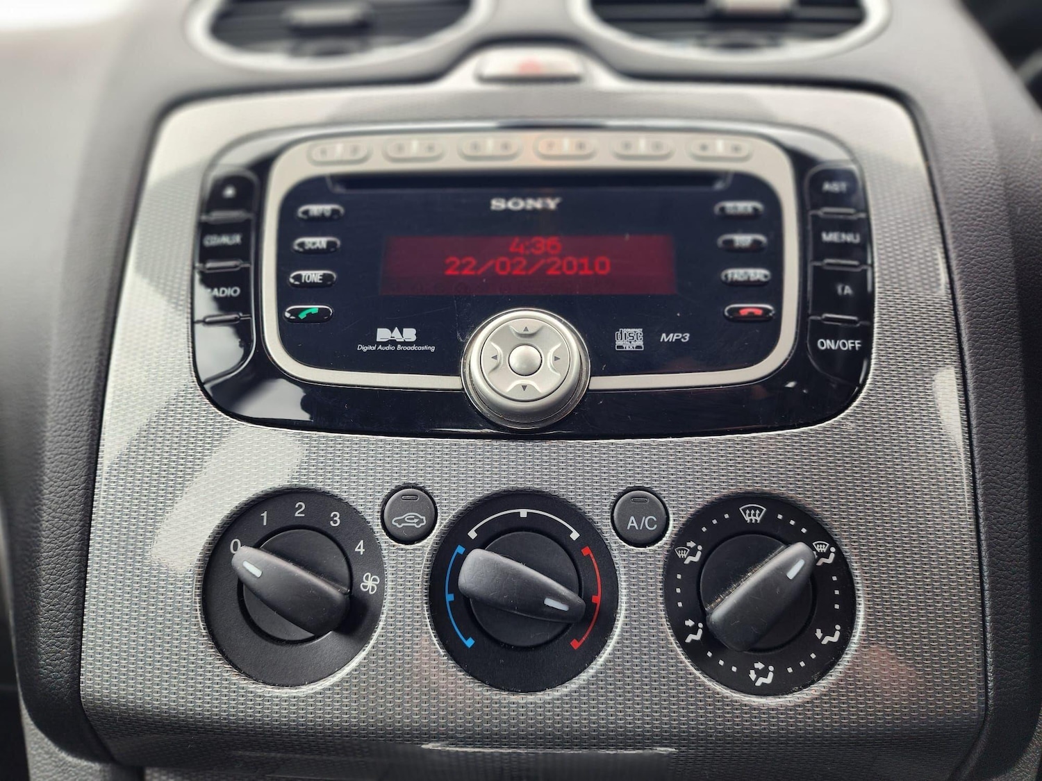 Used Ford Focus 2010 for sale - 78100758: Photo 18