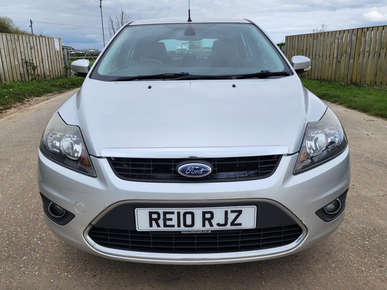 Used Ford Focus 2010 for sale - 78100758: Photo 2