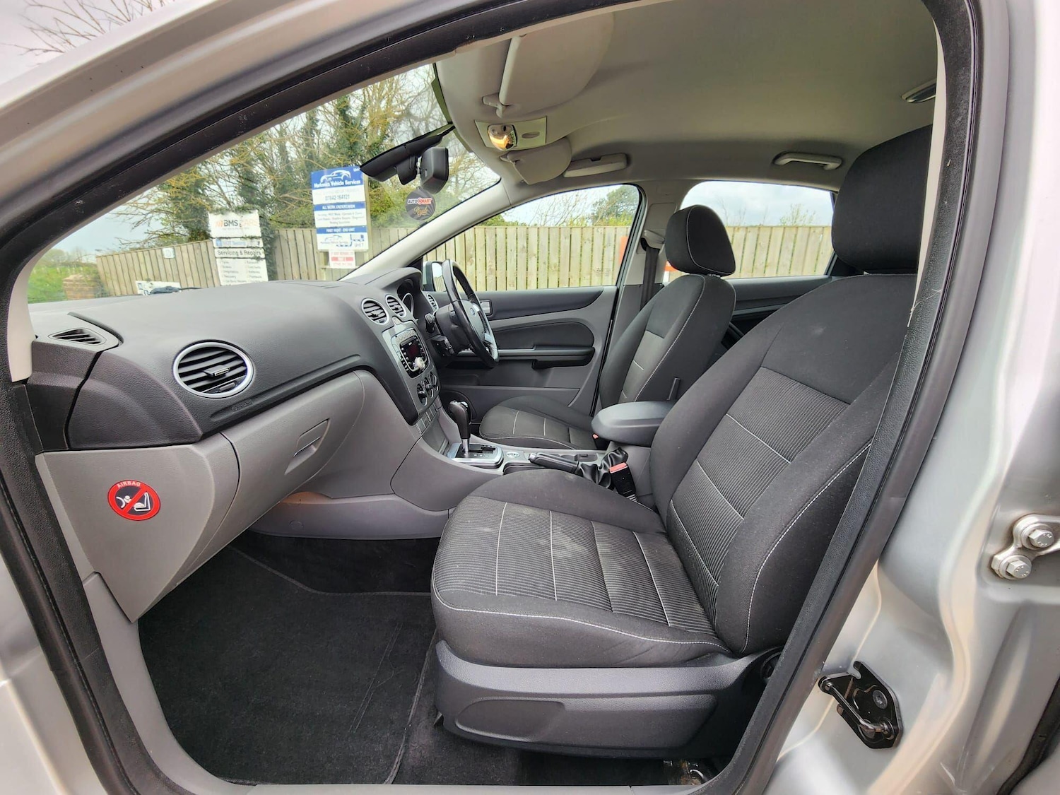 Used Ford Focus 2010 for sale - 78100758: Photo 21