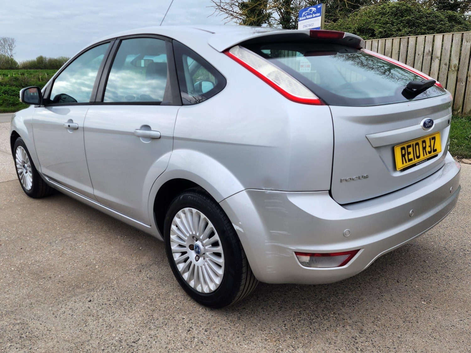 Used Ford Focus 2010 for sale - 78100758: Photo 4