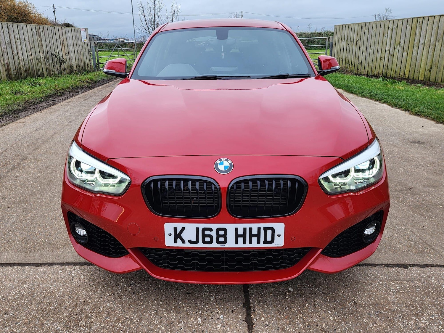 Used BMW 1 Series 2019 for sale - 76953331: Photo 2