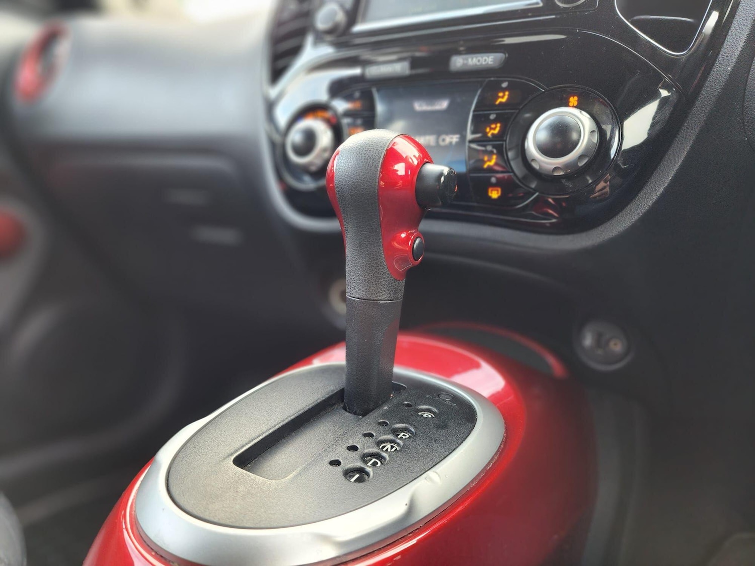 Used Nissan Juke 2014 for sale - 76573794: Photo 13