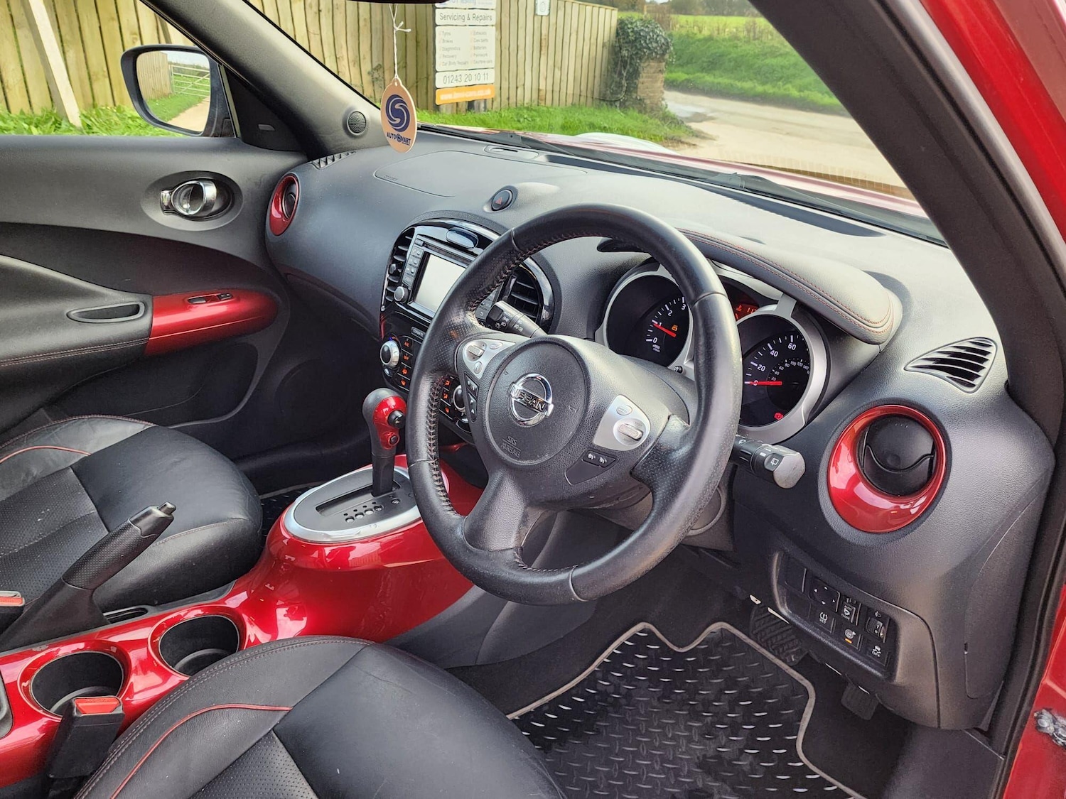 Used Nissan Juke 2014 for sale - 76573794: Photo 7