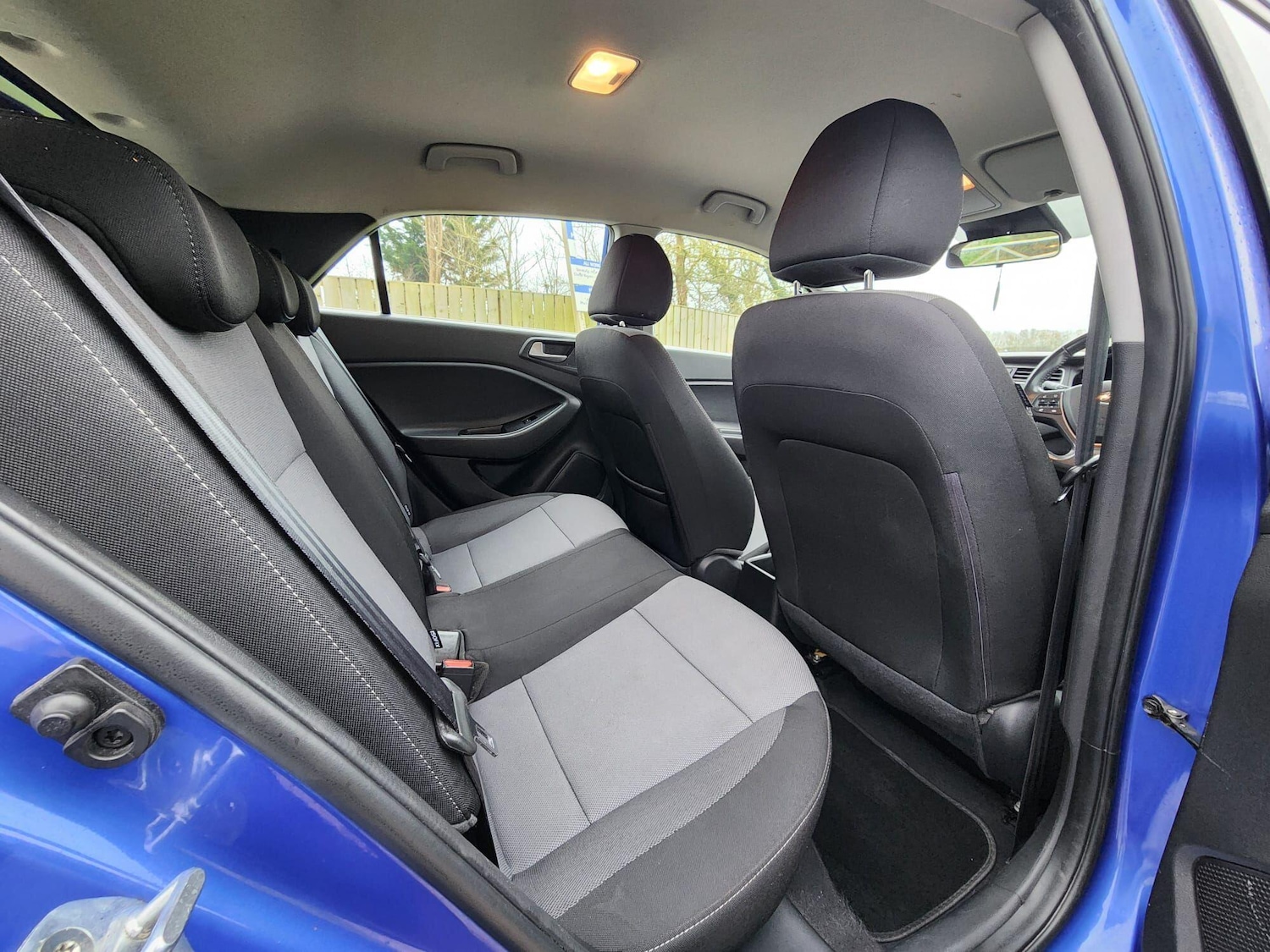 Used Hyundai i20 2018 for sale - 76728077: Photo 10