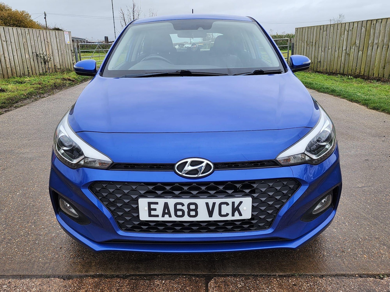 Used Hyundai i20 2018 for sale - 76728077: Photo 2
