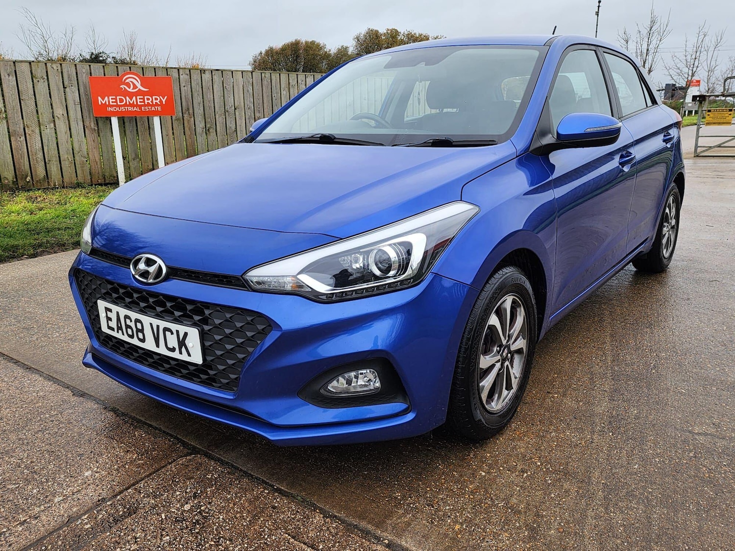 Used Hyundai i20 2018 for sale - 76728077: Photo 3