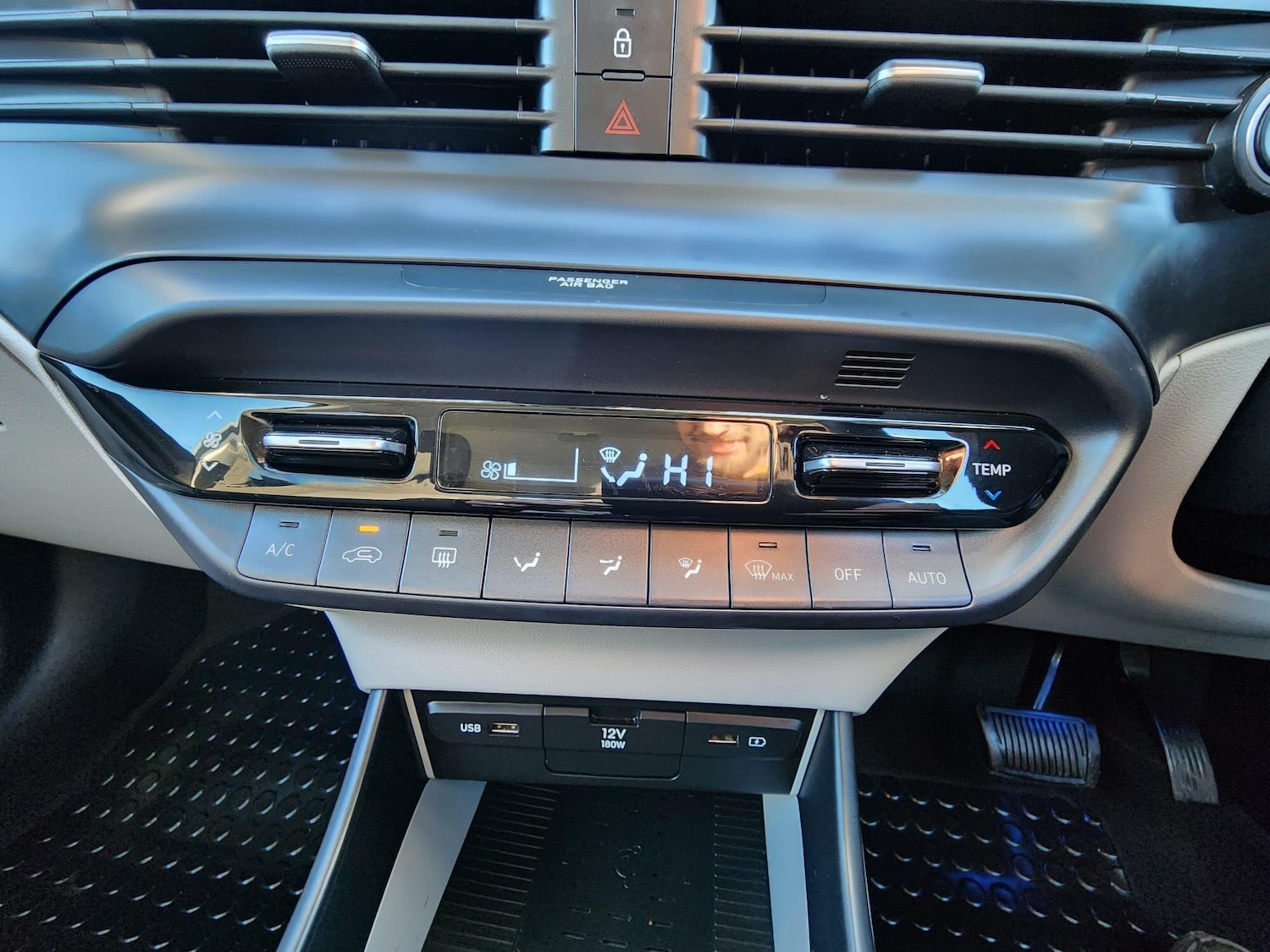 Used Hyundai i20 2023 for sale - 77439957: Photo 20