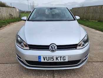 Used Volkswagen Golf 2015 for sale - 78085743: Photo