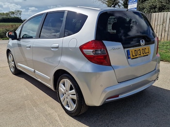 Used Honda Jazz 2013 for sale - 75769516: Photo