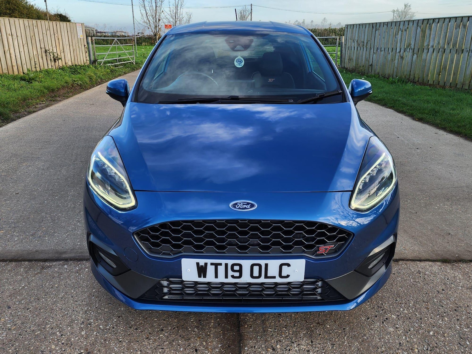 Used Ford Fiesta 2019 for sale - 76549986: Photo 2