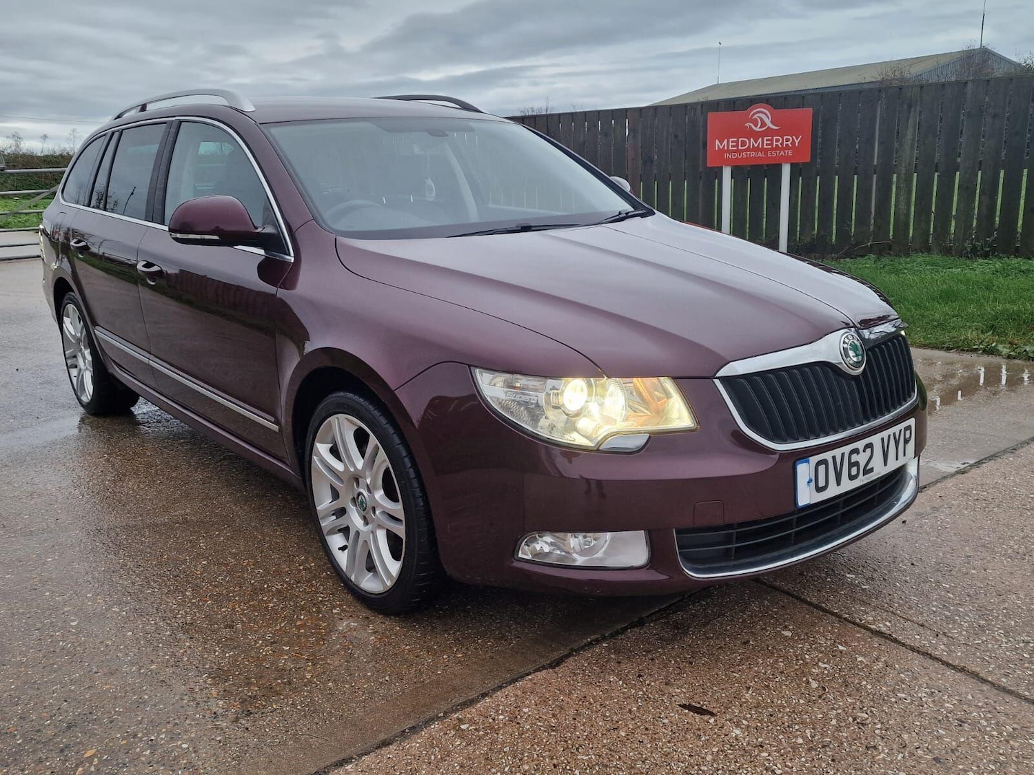 Used Skoda Superb 2012 for sale - 76389198: Photo 3