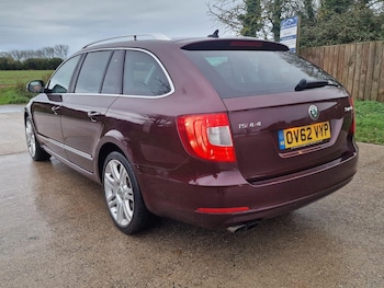 Used Skoda Superb 2012 for sale - 76389198: Photo