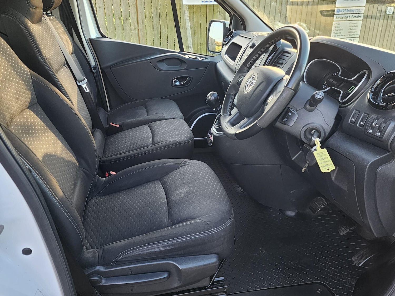 Used Vauxhall Vivaro 2016 for sale - 77066994: Photo 7