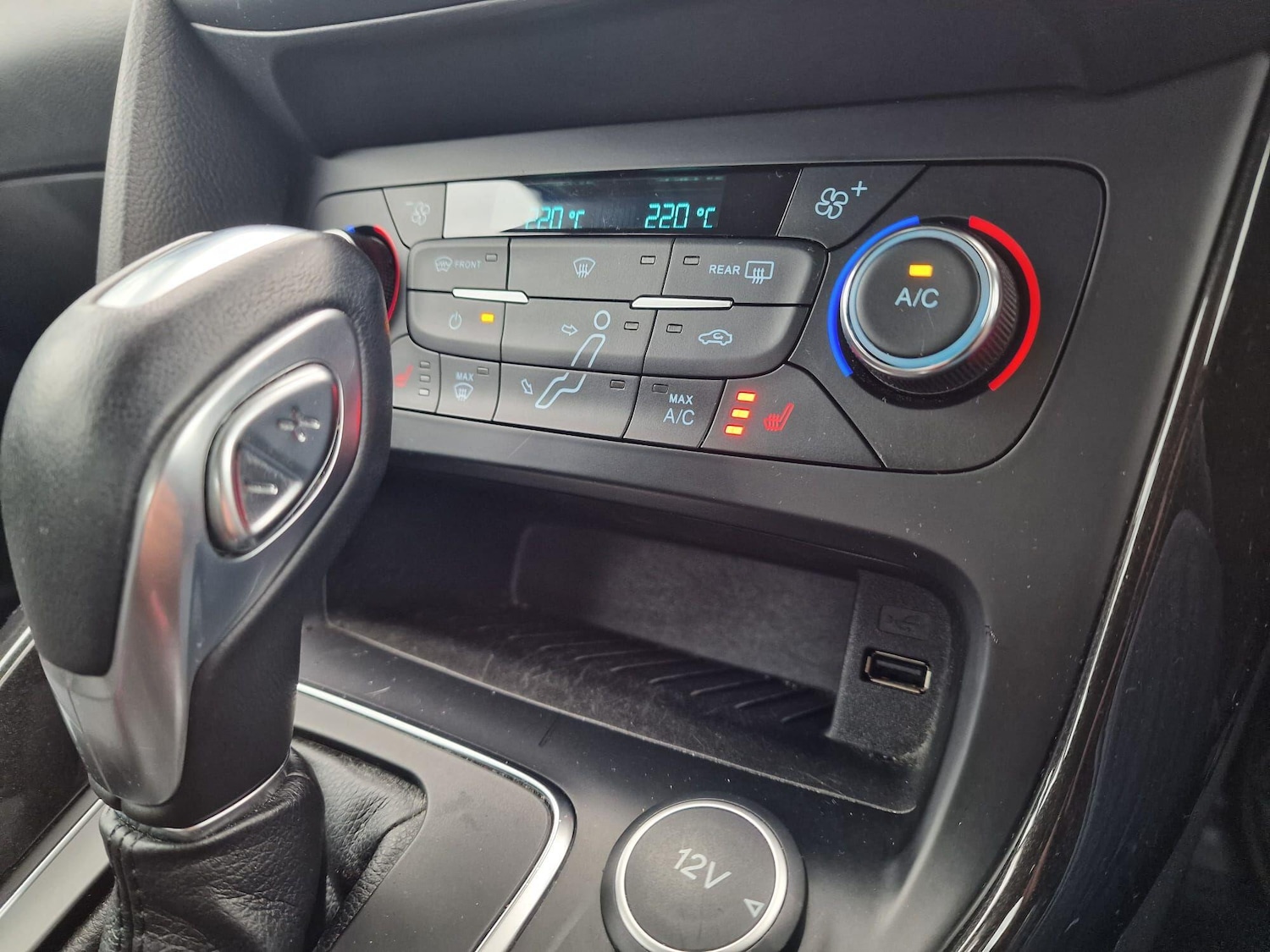 Used Ford Focus 2016 for sale - 76714203: Photo 19