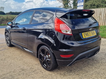 Used Ford Fiesta 2014 for sale - 75941084: Photo