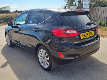 Used Ford Fiesta 2018 for sale - 79509532: Photo